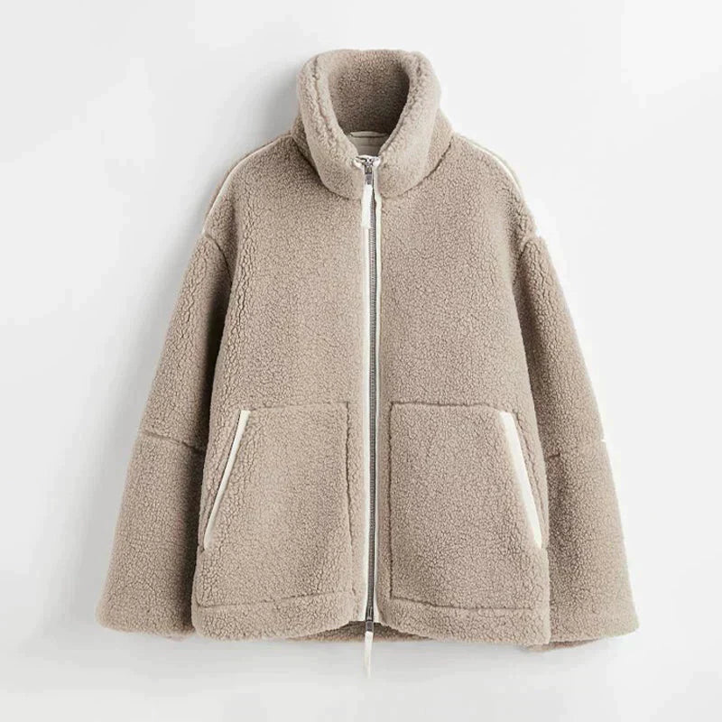 Liora – Oversize Teddyjacken
